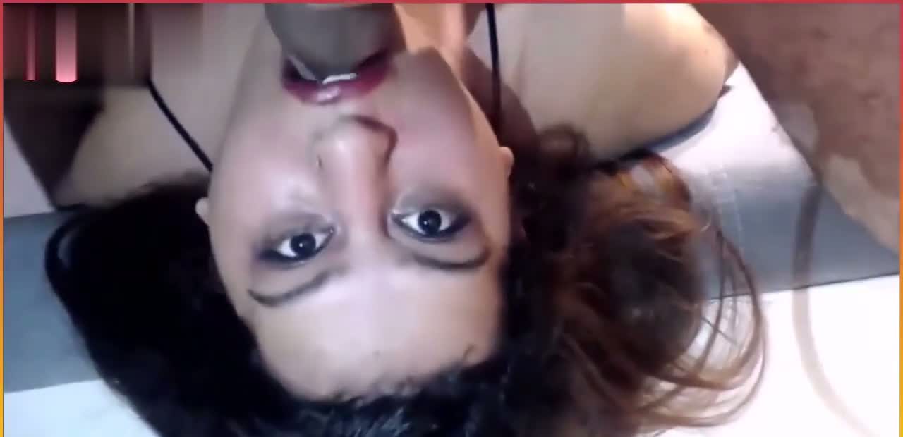 Karıyla 69 Yaparken Ağzına Boşalıyor